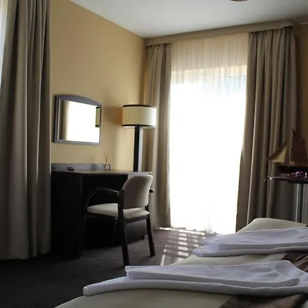 Resort Park Poniwiec Resort 3*